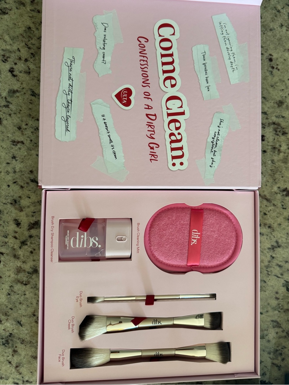 Dibs ‘come clean’ make up brush and cleaner set - Picture 2 of 3